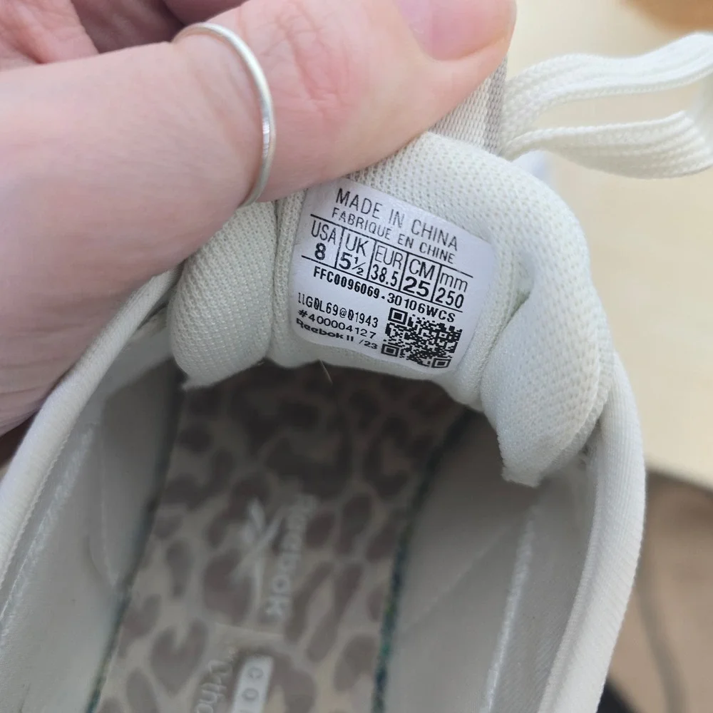 Reebok Zig Dynamica 4 Womens White Gum Athletic Sneakers Shoes Size 8 Low Top - Picture 8 of 8